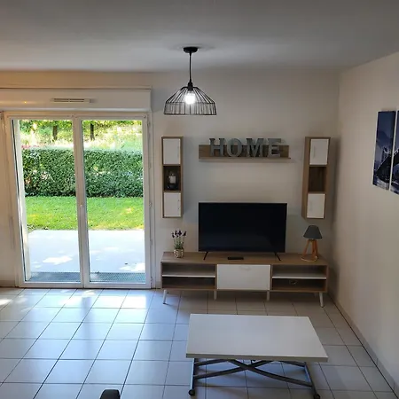 Le Domaine Des Pelissons Διαμέρισμα Biganos
